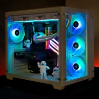 GABINETE GAMER BALAM RUSH TANK PRO GM930 / ATX - MINI TORRE / MICRO ATX - MINI ITX / PANEL CRISTAL TEMPLADO REMOVIBLE / VENTILADOR RGB / MALLA METALICA / 2 X SSD - 2 X HDD / BLANCO / BR-935951