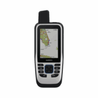 GPS portátil GPSMAP 86s con mapa base precargado, incluye batería interna recargable.