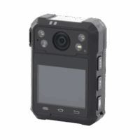 DSMCW40B_128G_GLE-p.png Body Camera Portátil / Grabación a 1920 × 1080p/ Pantalla 1.77" TFT / Fotos de Hasta 40 Megapixel / IP54 / H.265 / 128 GB de Almacenamiento / Microfono Integrado Modelo:DS-MCW40B/128G/GLE